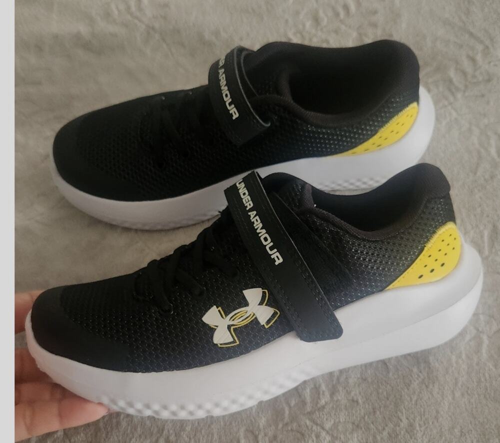UnderArmour Surge 4 AC Kids Running Shoes Black Yellow Size 3Y Youth Sneaker NEW